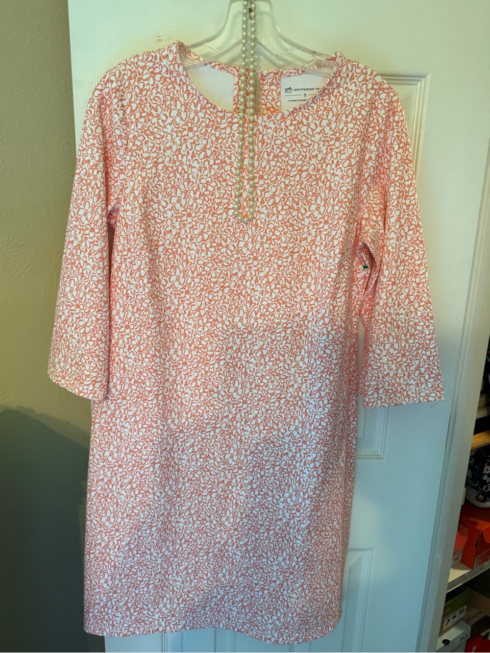 Southern Tide Coral and White Printed Top